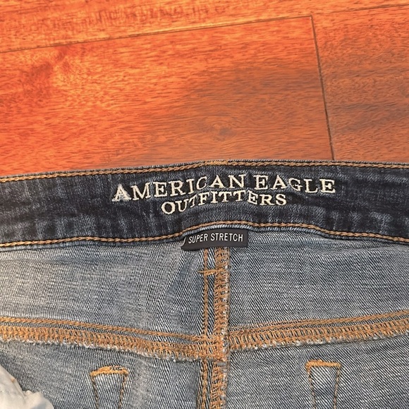 American Eagle Jeans - Picture 8 of 9